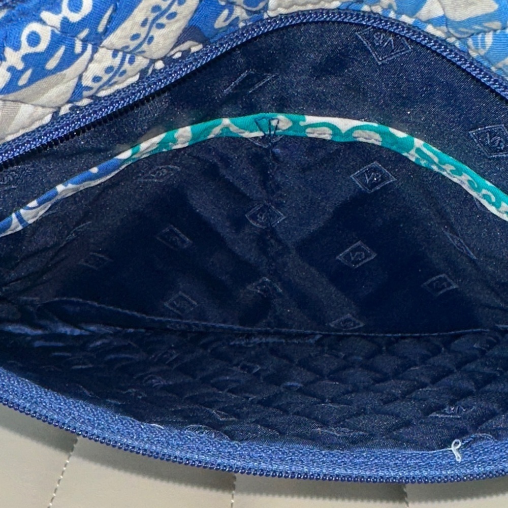 Vera Bradley Santiago Pattern Triple Zip Hipster Crossbody Bag Summer 2017 EUC - Picture 9 of 16